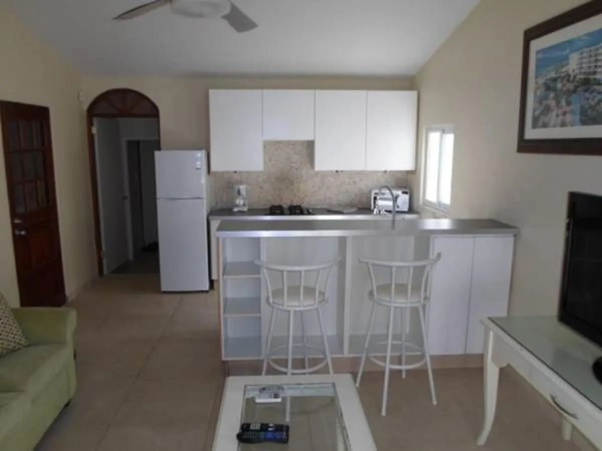 Salina Cerca Apartments Palm Beach 0*,